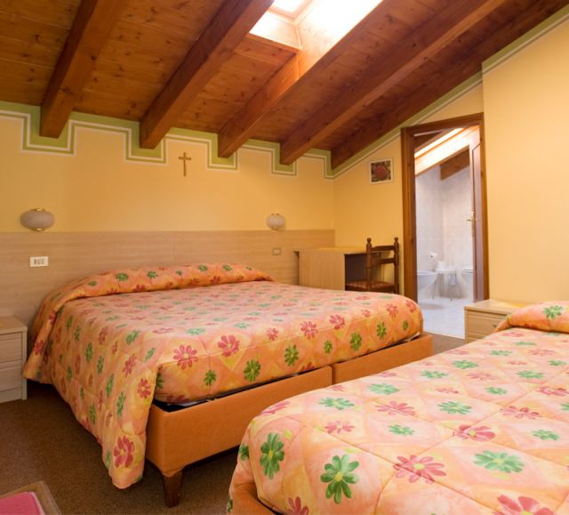 Camere Hotel Ristorante i Rododendri